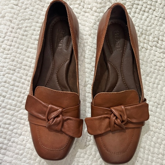EUC Born Carrine Bow Detail Leather Slip On Loafers size 8 - Picture 10 of 15